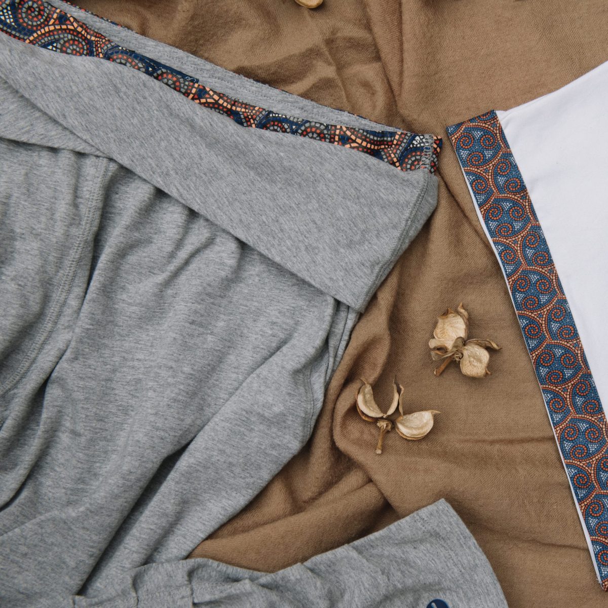 Hidden Heat Crops Grey