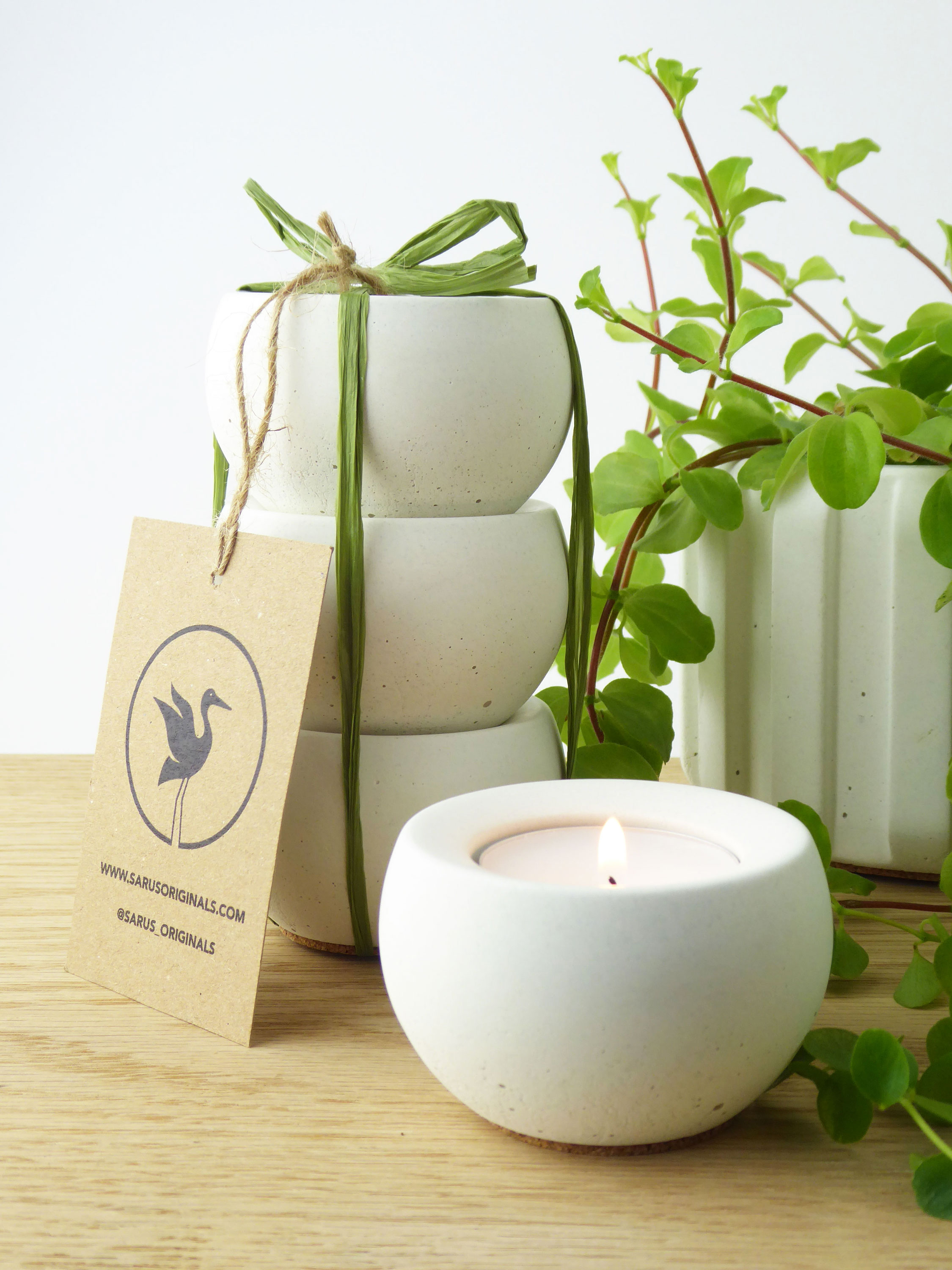 Gift set of 3 concrete tealight holders