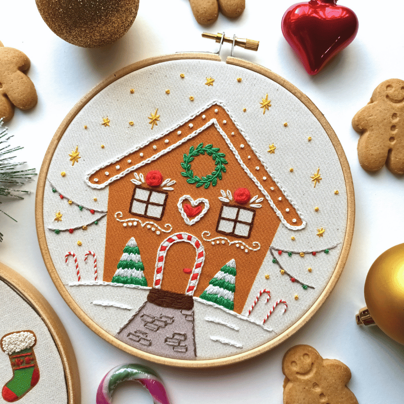 EmBeaRoidery - Gingerbread Christmas embroidery kit - Urban Makers